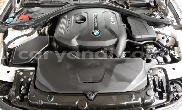 Acheter Occasion Voiture BMW 3–Series Blanc à Lusaka, Zambie Acheter Occasion Voiture BMW 3–Series Blanc à Lusaka, Zambie