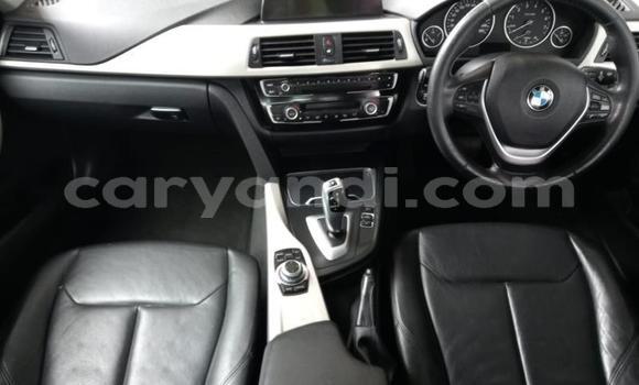 Acheter Occasion Voiture BMW 3–Series Blanc à Lusaka, Zambie Acheter Occasion Voiture BMW 3–Series Blanc à Lusaka, Zambie