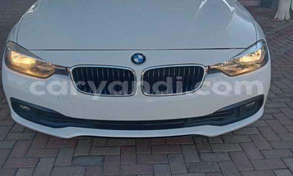Acheter Occasion Voiture BMW 3–Series Blanc à Lusaka, Zambie Acheter Occasion Voiture BMW 3–Series Blanc à Lusaka, Zambie