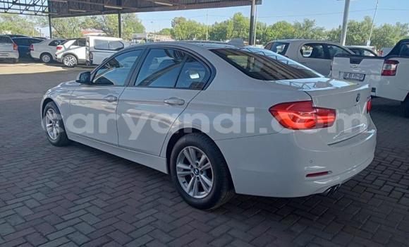 Acheter Occasion Voiture BMW 3–Series Blanc à Lusaka, Zambie Acheter Occasion Voiture BMW 3–Series Blanc à Lusaka, Zambie