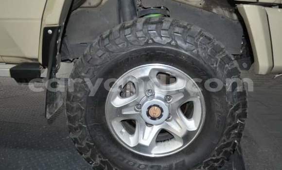 Acheter Occasion Voiture Toyota Land Cruiser Beige à Lusaka, Zambie Acheter Occasion Voiture Toyota Land Cruiser Beige à Lusaka, Zambie