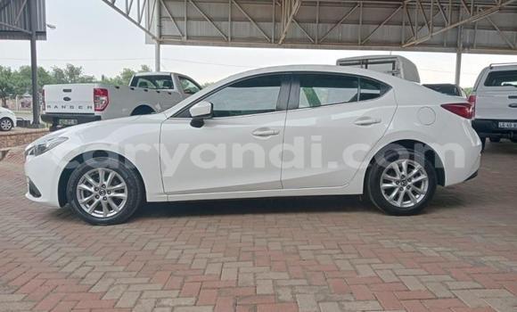 Acheter Occasion Voiture Mazda 3 Blanc à Lusaka, Zambie Acheter Occasion Voiture Mazda 3 Blanc à Lusaka, Zambie