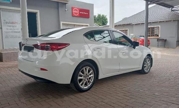 Acheter Occasion Voiture Mazda 3 Blanc à Lusaka, Zambie Acheter Occasion Voiture Mazda 3 Blanc à Lusaka, Zambie