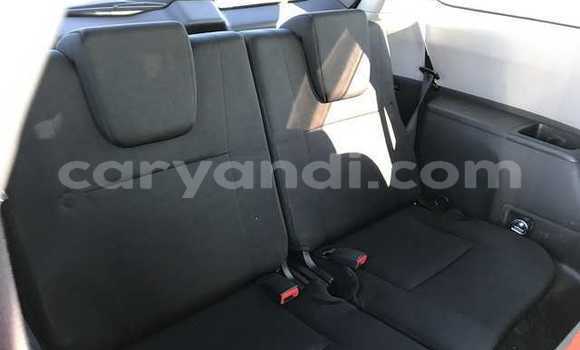 Acheter Occasion Voiture Toyota Wish Gris à Livingstone, Zambie Acheter Occasion Voiture Toyota Wish Gris à Livingstone, Zambie