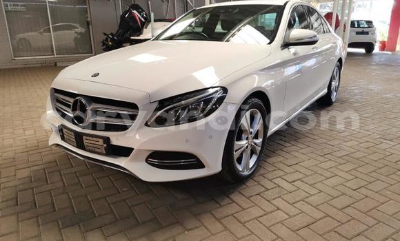 Tenga Tsaru Mercedes-Benz C-Classe Chena Mota in Chingola in Zambia Tenga Tsaru Mercedes-Benz C-Classe Chena Mota in Chingola in Zambia