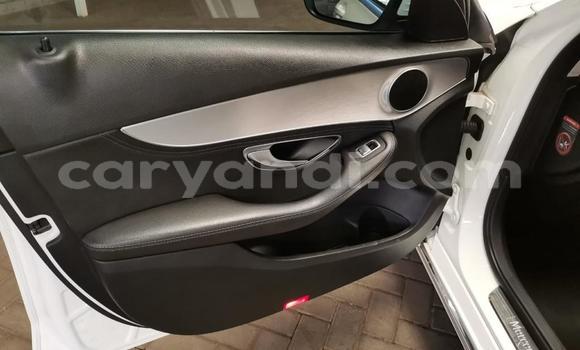 Tenga Tsaru Mercedes-Benz C-Classe Chena Mota in Chingola in Zambia Tenga Tsaru Mercedes-Benz C-Classe Chena Mota in Chingola in Zambia