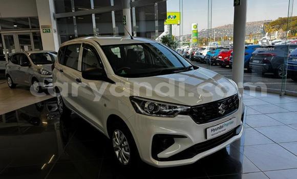 Buy Used Suzuki Ertiga White Car in Solwezi in North-Western Buy Used Suzuki Ertiga White Car in Solwezi in North-Western