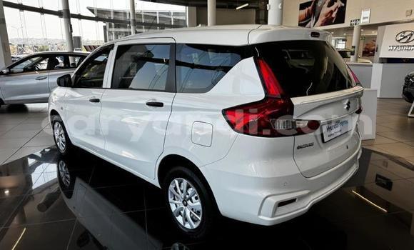 Buy Used Suzuki Ertiga White Car in Solwezi in North-Western Buy Used Suzuki Ertiga White Car in Solwezi in North-Western