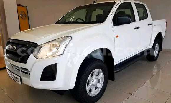 Acheter Occasion Voiture Isuzu D–MAX Blanc à Lusaka, Zambie
