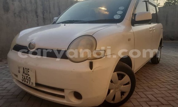 Tenga Tsaru Toyota Sienta Chena Mota in Lusaka in Zambia Tenga Tsaru Toyota Sienta Chena Mota in Lusaka in Zambia