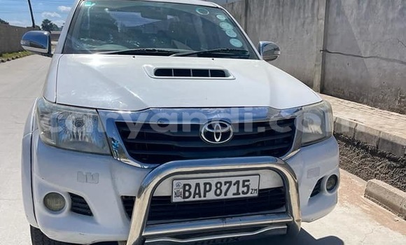 sold out‼︎ Buy new toyota land cruiser white car in kampala in uganda