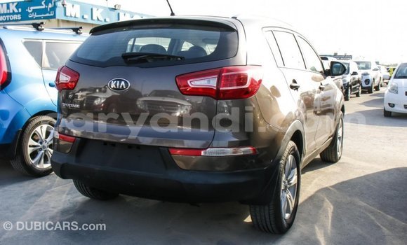 Acheter Import Voiture Kia Sportage Marron à Import - Dubai, Zambie Acheter Import Voiture Kia Sportage Marron à Import - Dubai, Zambie