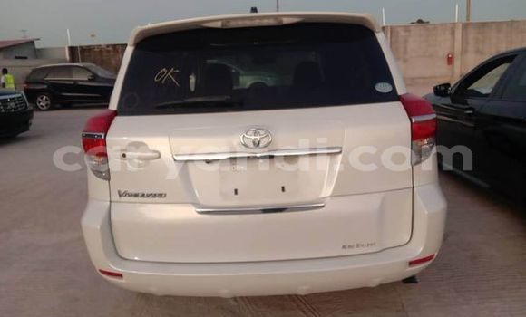 Acheter Occasion Voiture Toyota Vanguard Blanc à Lusaka, Zambie Acheter Occasion Voiture Toyota Vanguard Blanc à Lusaka, Zambie