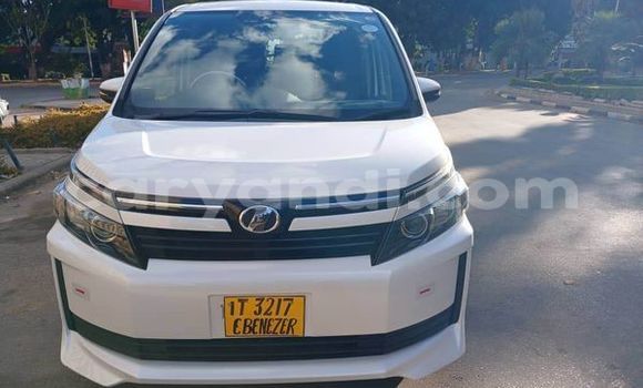 Buy Used Toyota Voxy White Car in Lusaka in Zambia Buy Used Toyota Voxy White Car in Lusaka in Zambia