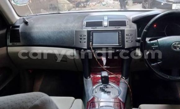 Tenga Tsaru Toyota Mark X Sirivha Mota in Lusaka in Zambia Tenga Tsaru Toyota Mark X Sirivha Mota in Lusaka in Zambia