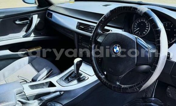 Buy Used BMW 3200 Silver Car in Lusaka in Zambia
