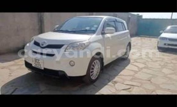 Buy Used Toyota IST White Car in Lusaka in Zambia Buy Used Toyota IST White Car in Lusaka in Zambia
