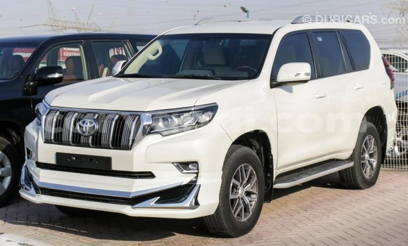 Nunua Imported Toyota Prado Nyeupe Gari ndani ya Import - Dubai nchini Zambia Nunua Imported Toyota Prado Nyeupe Gari ndani ya Import - Dubai nchini Zambia