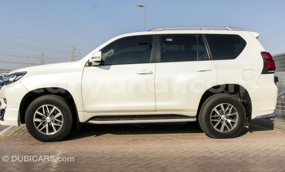 Nunua Imported Toyota Prado Nyeupe Gari ndani ya Import - Dubai nchini Zambia Nunua Imported Toyota Prado Nyeupe Gari ndani ya Import - Dubai nchini Zambia