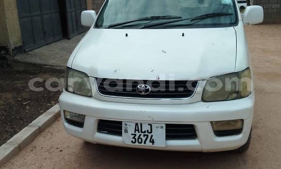Acheter Occasion Voiture Toyota Noah Blanc à Import - Dubai, Zambie Acheter Occasion Voiture Toyota Noah Blanc à Import - Dubai, Zambie