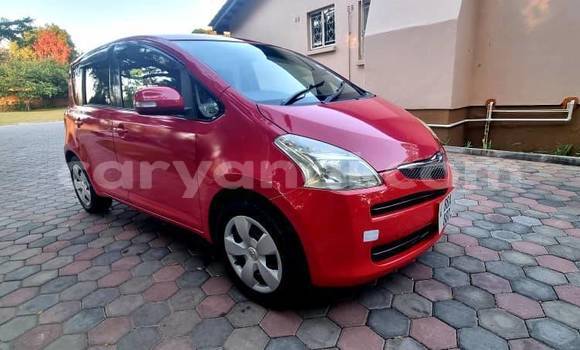 Nunua Ilio tumika Toyota Ractis Nyekundu Gari ndani ya Chinsali nchini Kaskazini