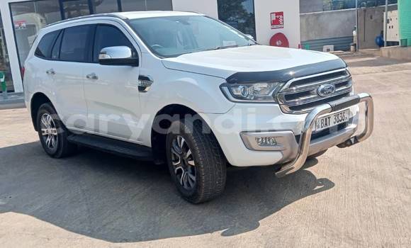 Tenga Tsaru Ford Everest Chena Mota in Chililabombwe in Copperbelt Tenga Tsaru Ford Everest Chena Mota in Chililabombwe in Copperbelt