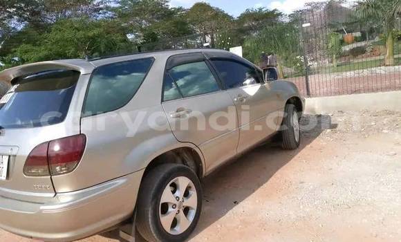 Acheter Occasion Voiture Toyota Harrier Autre à Chingola, Zambie