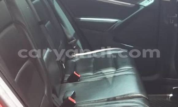 Tenga Tsaru Volkswagen Tiguan Tsvuku Mota in Chingola in Zambia Tenga Tsaru Volkswagen Tiguan Tsvuku Mota in Chingola in Zambia