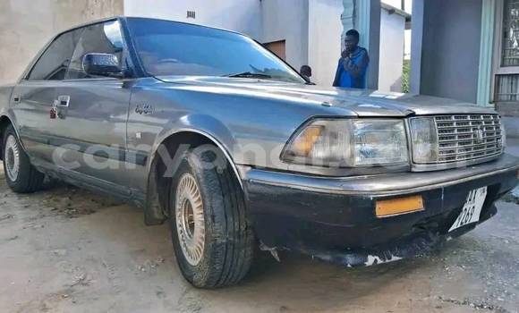 Acheter Occasion Voiture Toyota Crown Noir à Chingola, Zambie