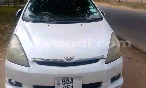 Tenga Tsaru Toyota Wish Chena Mota in Choma in Southern