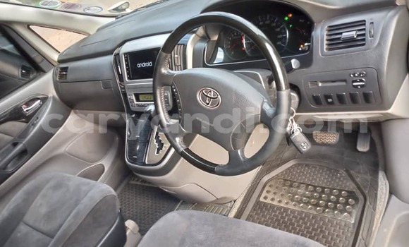 Acheter Occasion Voiture Toyota Alphard Blanc à Chinsali, Nord Acheter Occasion Voiture Toyota Alphard Blanc à Chinsali, Nord
