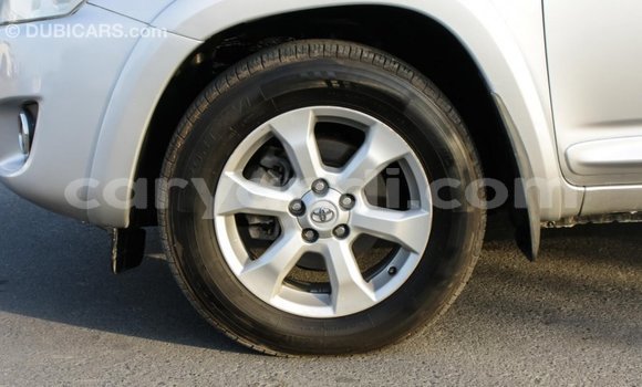 Acheter Import Voiture Toyota RAV4 Autre à Import - Dubai, Zambie Acheter Import Voiture Toyota RAV4 Autre à Import - Dubai, Zambie