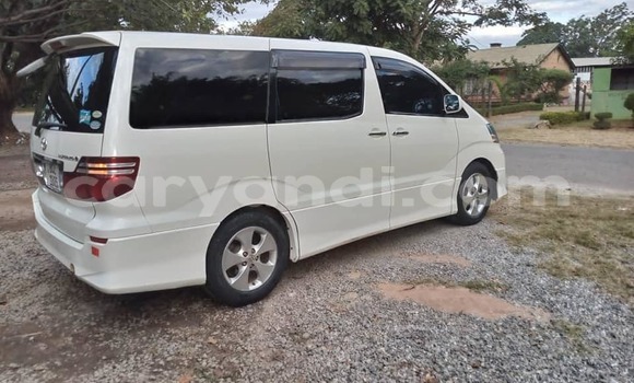 Acheter Occasion Voiture Toyota Alphard Blanc à Chinsali, Nord Acheter Occasion Voiture Toyota Alphard Blanc à Chinsali, Nord