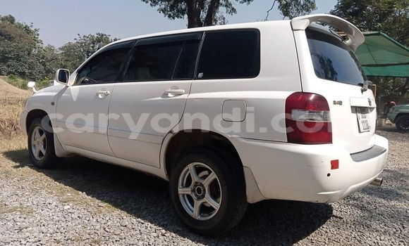 Acheter Occasion Voiture Toyota Kluger Blanc à Choma, Du sud Acheter Occasion Voiture Toyota Kluger Blanc à Choma, Du sud