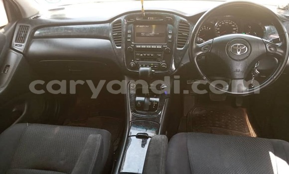 Acheter Occasion Voiture Toyota Kluger Blanc à Choma, Du sud Acheter Occasion Voiture Toyota Kluger Blanc à Choma, Du sud