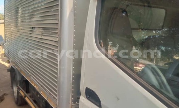 Acheter Occasion Utilitaire Mitsubishi Canter Blanc à Chinsali, Nord Acheter Occasion Utilitaire Mitsubishi Canter Blanc à Chinsali, Nord