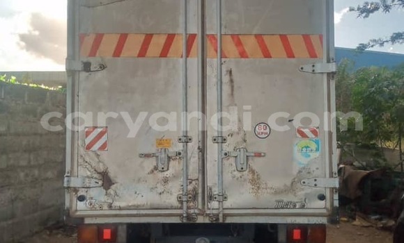 Acheter Occasion Utilitaire Mitsubishi Canter Blanc à Chinsali, Nord Acheter Occasion Utilitaire Mitsubishi Canter Blanc à Chinsali, Nord