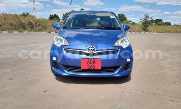 Acheter Occasion Voiture Toyota Ractis Bleu à Chipata, Zambie