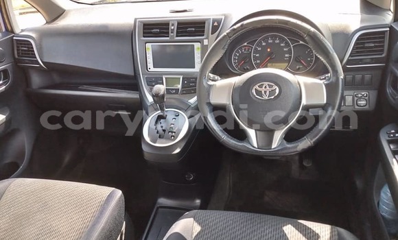 Acheter Occasion Voiture Toyota Ractis Bleu à Chipata, Zambie Acheter Occasion Voiture Toyota Ractis Bleu à Chipata, Zambie