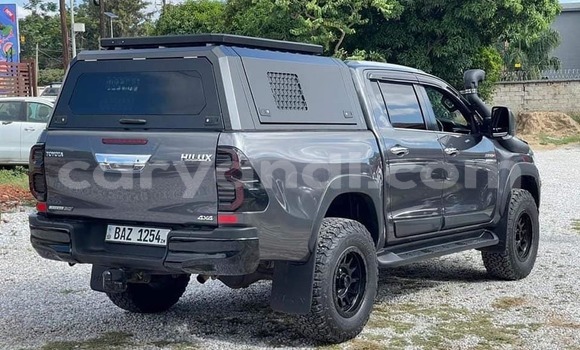 Buy Used Toyota Hilux Black Car in Kafue in Lusaka Buy Used Toyota Hilux Black Car in Kafue in Lusaka