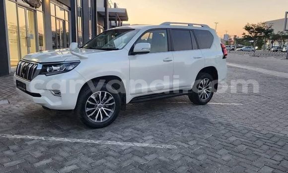 Buy Used Toyota Prado White Car in Choma in Southern