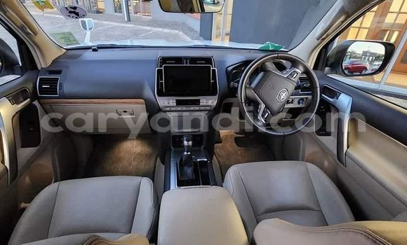 Acheter Occasion Voiture Toyota Prado Blanc à Choma, Du sud Acheter Occasion Voiture Toyota Prado Blanc à Choma, Du sud