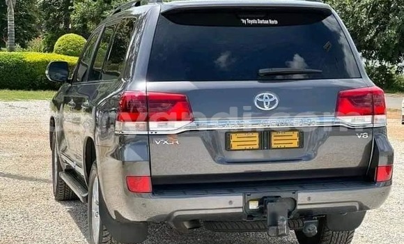 Acheter Occasion Voiture Toyota Land Cruiser Noir à Choma, Du sud Acheter Occasion Voiture Toyota Land Cruiser Noir à Choma, Du sud