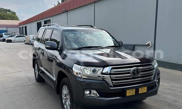 Acheter Occasion Voiture Toyota Land Cruiser Noir à Choma, Du sud Acheter Occasion Voiture Toyota Land Cruiser Noir à Choma, Du sud