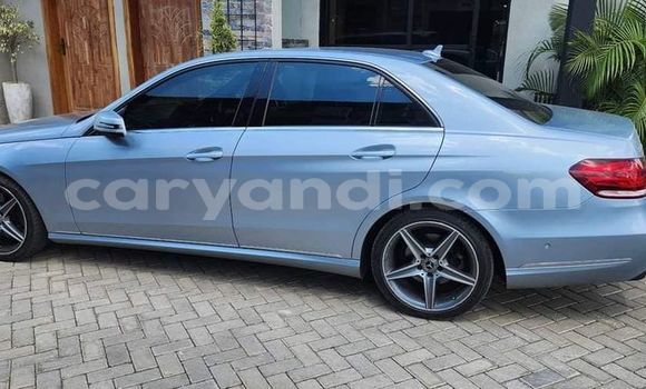 Acheter Occasion Voiture Mercedes-Benz E-Classe Autre à Chinsali, Nord Acheter Occasion Voiture Mercedes-Benz E-Classe Autre à Chinsali, Nord