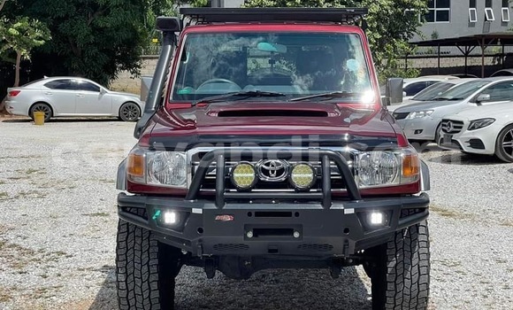 Nunua Ilio tumika Toyota Land Cruiser Nyekundu Gari ndani ya Chama nchini Kusini