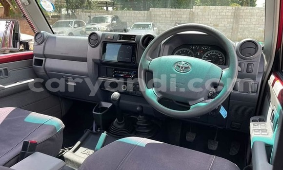 Acheter Occasion Voiture Toyota Land Cruiser Rouge à Choma, Du sud Acheter Occasion Voiture Toyota Land Cruiser Rouge à Choma, Du sud