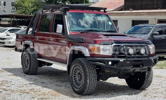 Acheter Occasion Voiture Toyota Land Cruiser Rouge à Choma, Du sud Acheter Occasion Voiture Toyota Land Cruiser Rouge à Choma, Du sud
