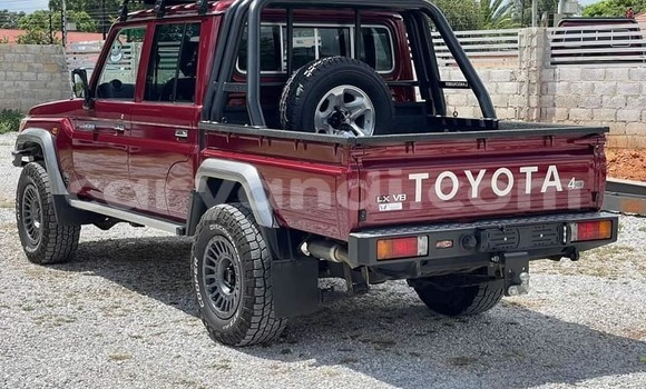 Acheter Occasion Voiture Toyota Land Cruiser Rouge à Choma, Du sud Acheter Occasion Voiture Toyota Land Cruiser Rouge à Choma, Du sud