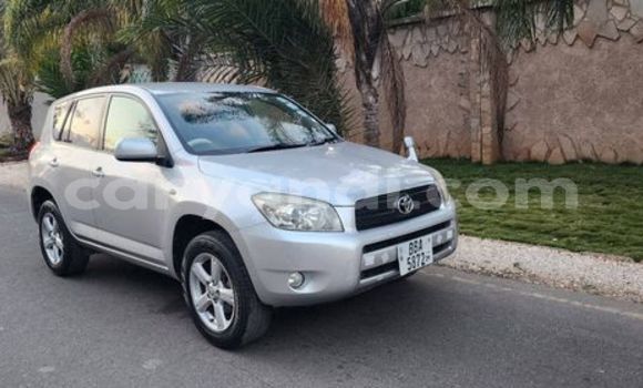 Tenga Tsaru Toyota RAV4 Zvimwe Mota in Chingola in Zambia Tenga Tsaru Toyota RAV4 Zvimwe Mota in Chingola in Zambia